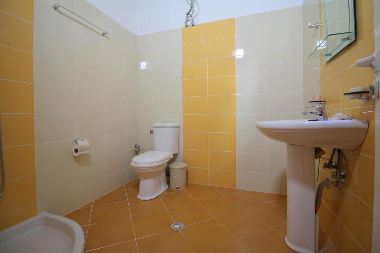 Atlantis Apartments ساراندا المظهر الخارجي الصورة