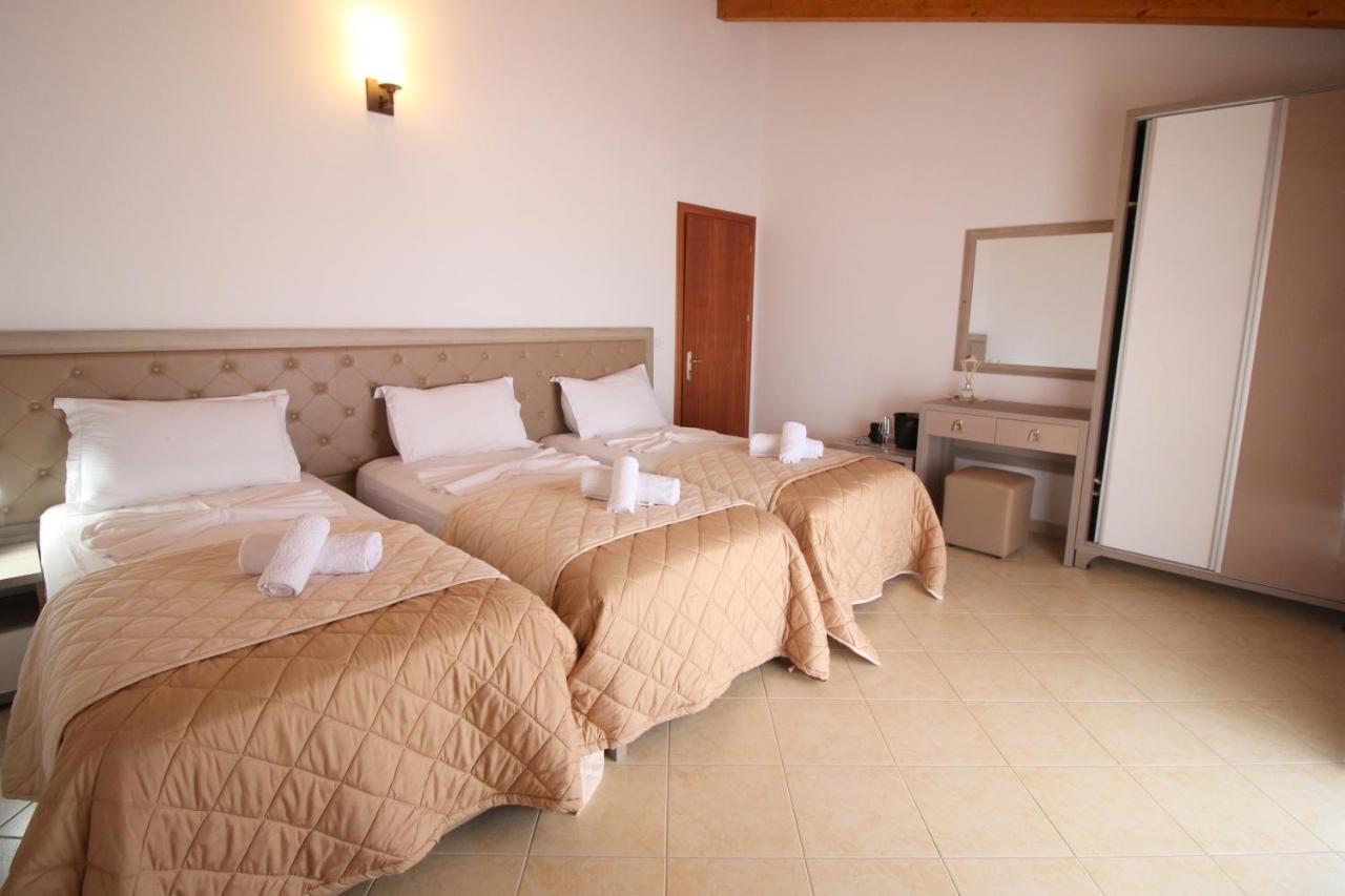 Atlantis Apartments ساراندا المظهر الخارجي الصورة