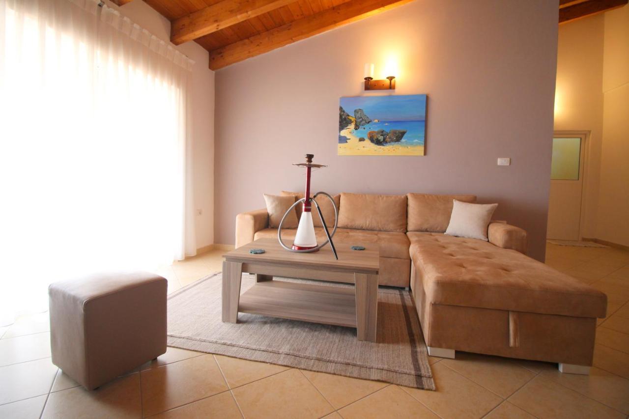 Atlantis Apartments ساراندا المظهر الخارجي الصورة