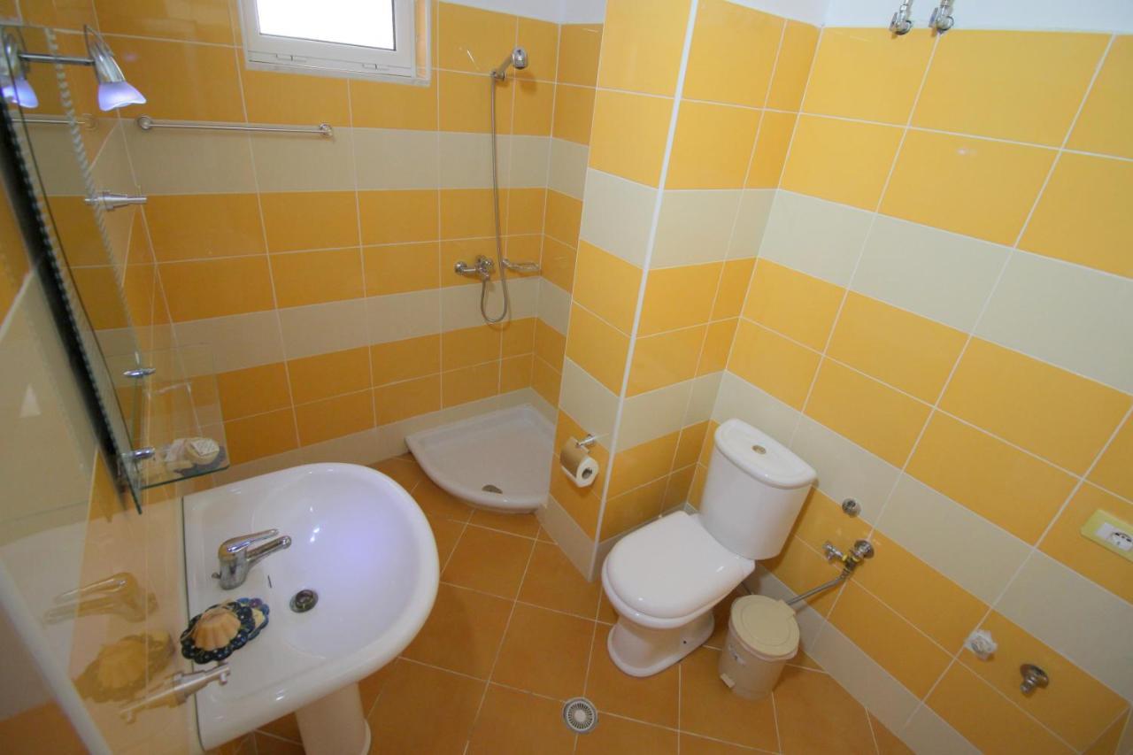 Atlantis Apartments ساراندا المظهر الخارجي الصورة
