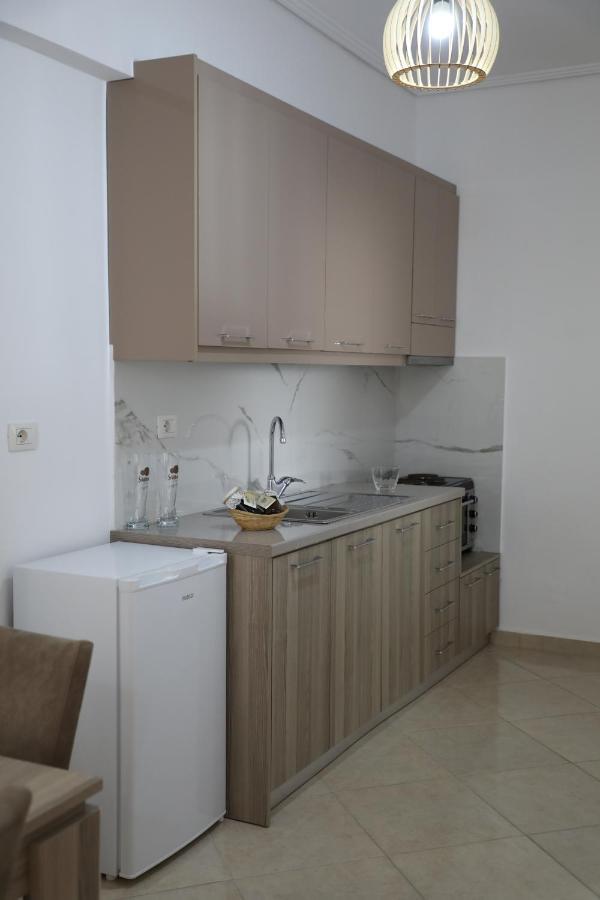 Atlantis Apartments ساراندا المظهر الخارجي الصورة
