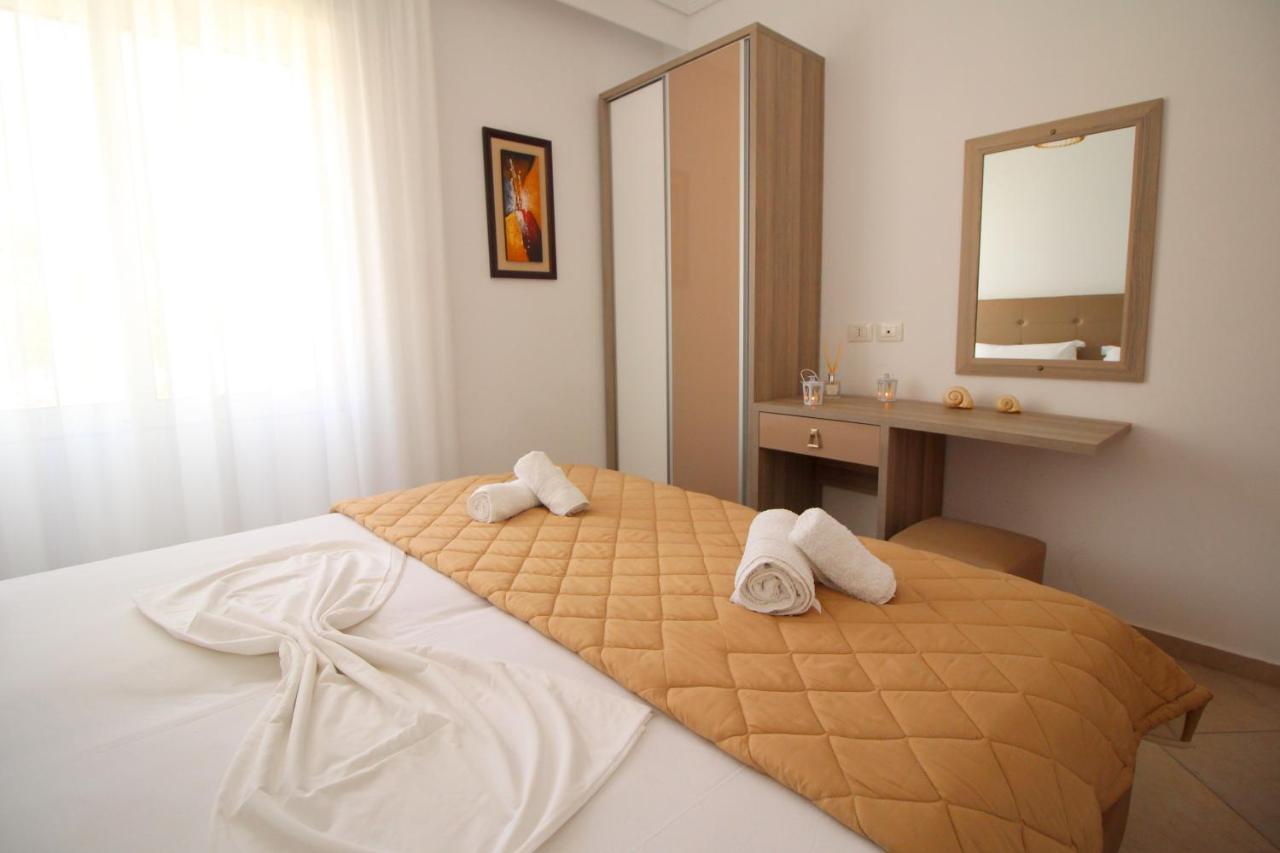 Atlantis Apartments ساراندا المظهر الخارجي الصورة