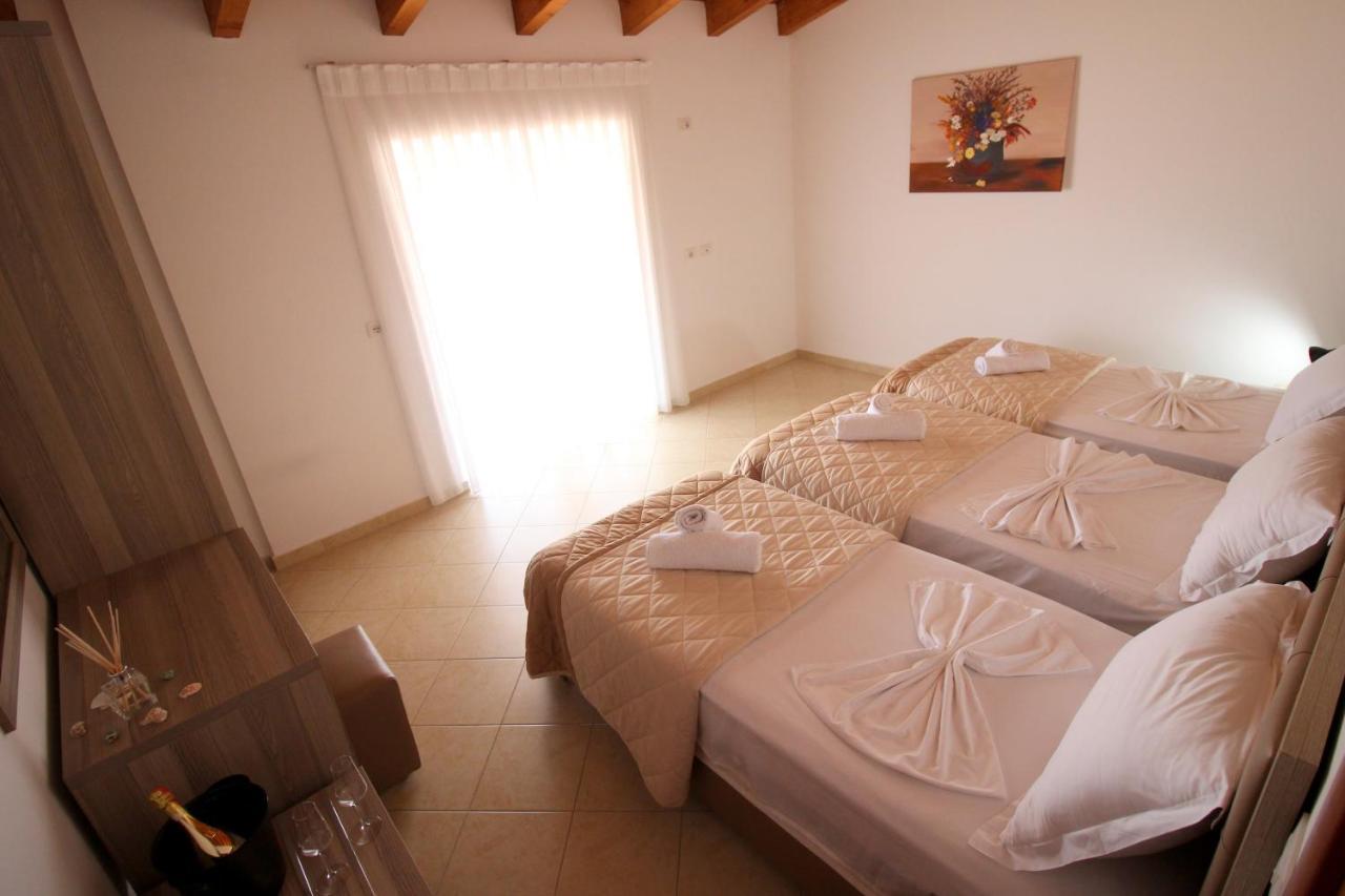 Atlantis Apartments ساراندا المظهر الخارجي الصورة