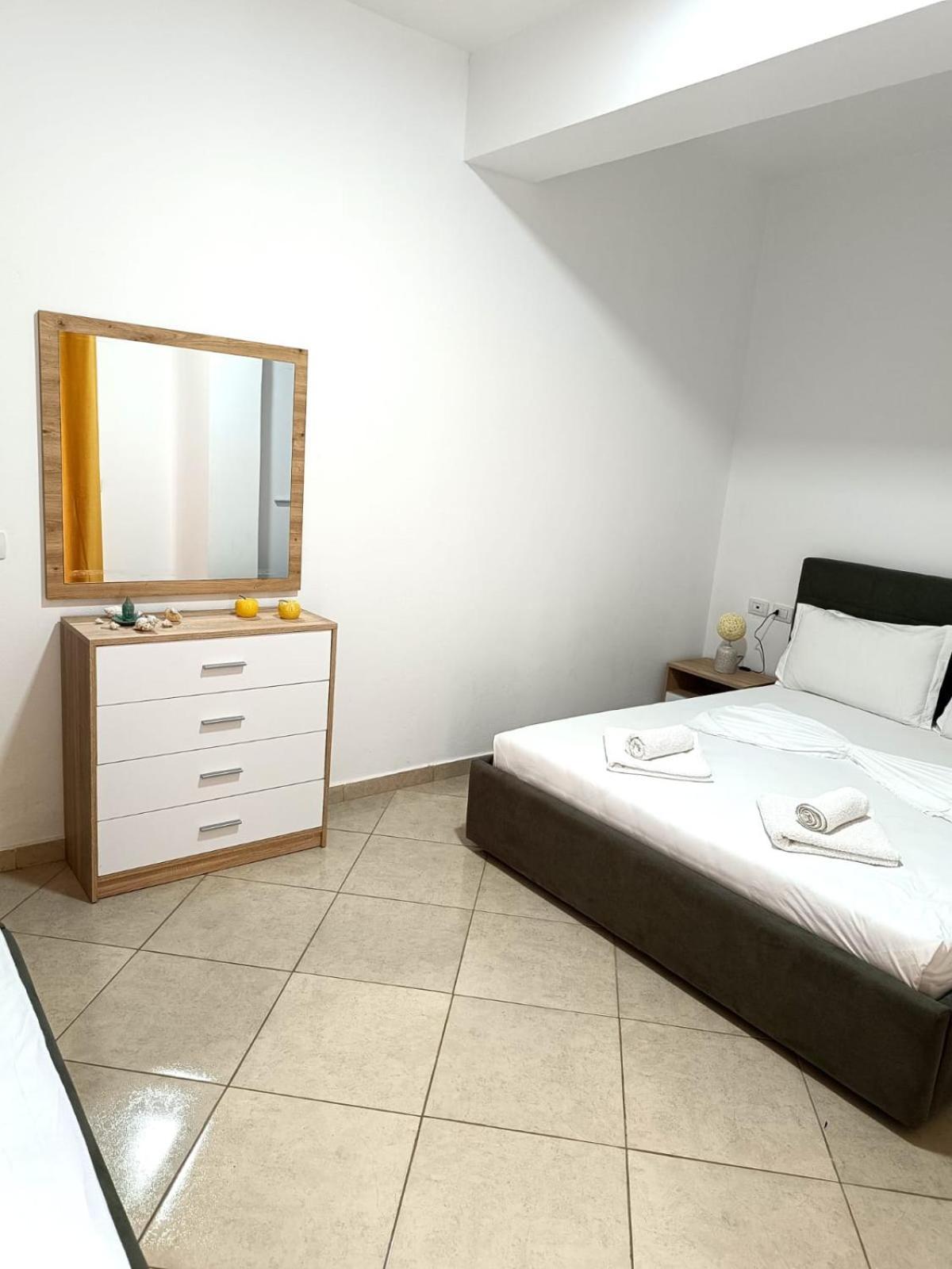 Atlantis Apartments ساراندا المظهر الخارجي الصورة