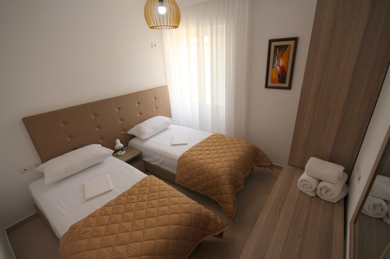 Atlantis Apartments ساراندا المظهر الخارجي الصورة