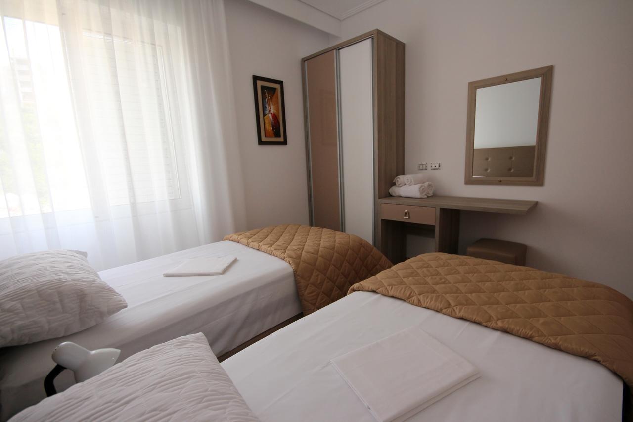Atlantis Apartments ساراندا المظهر الخارجي الصورة